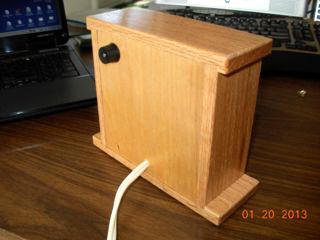 Box Lamp That Holds The Glass Mirror Engraving